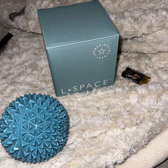 L*SPACE Vibrating Massage Ball! - Picture 2 of 6